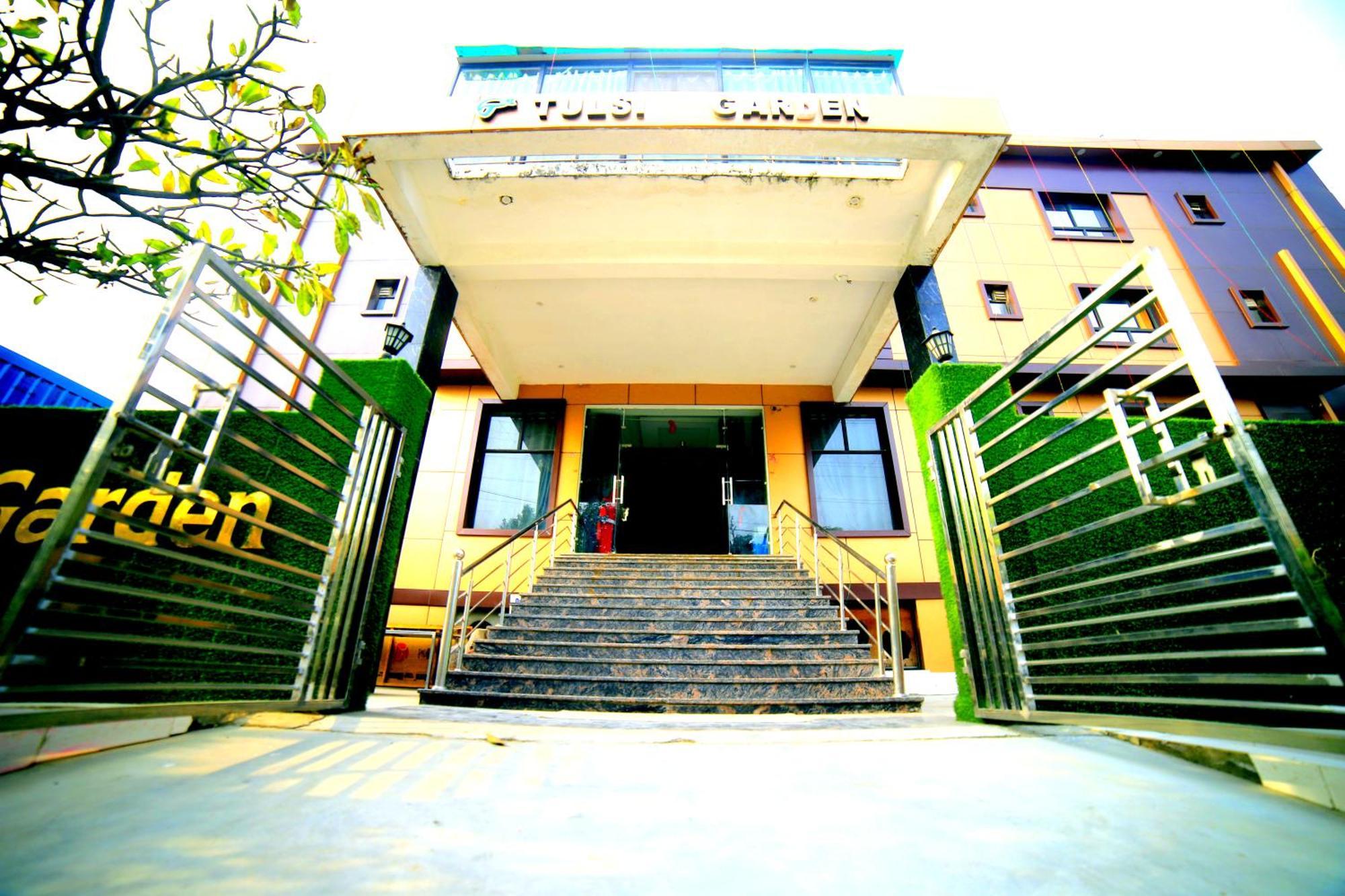 Tulsi Garden- Near Prem Mandir Vrindāvan Eksteriør billede